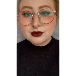 Meet your Posher, Shelby